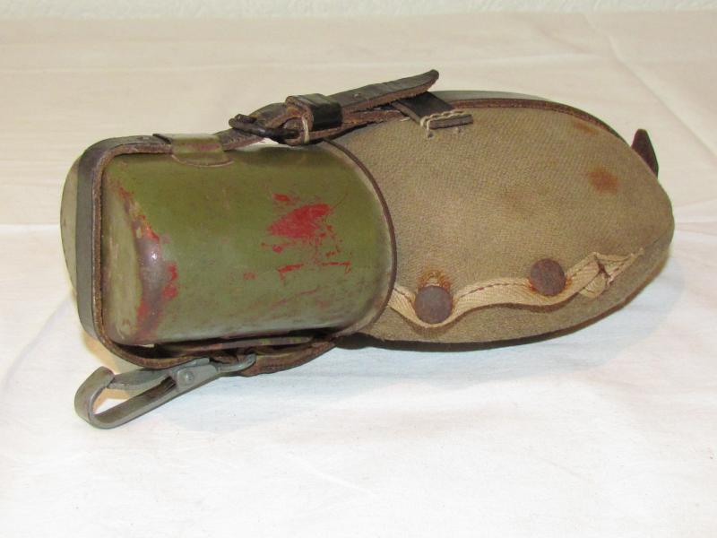 WH/SS Late War Canteen MN44
