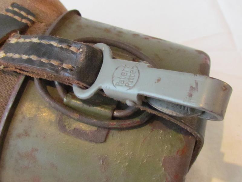 WH/SS Late War Canteen MN44