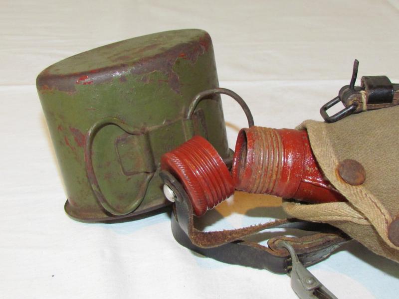 WH/SS Late War Canteen MN44