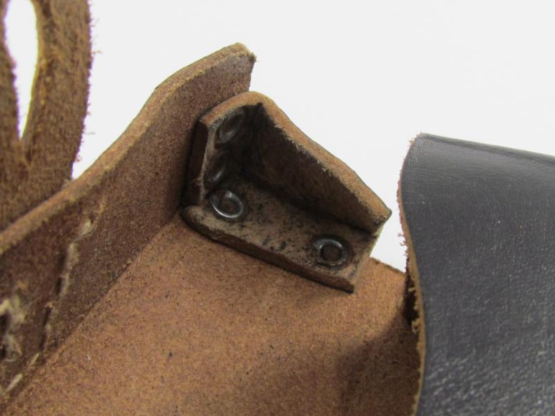 K43- G43 Ammunition Pouch marked BLA1944 mint