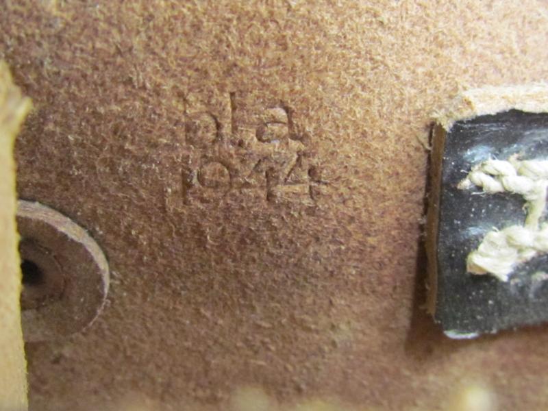 K43- G43 Ammunition Pouch marked BLA1944 mint
