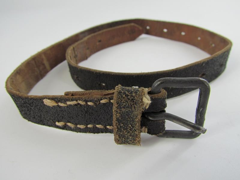 WH/SS Leather Equipment Strap (Mantelriemen)
