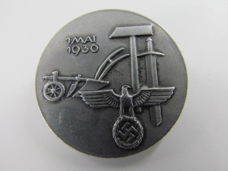 German Tinnie/Day badge. “1st Mai 1936”