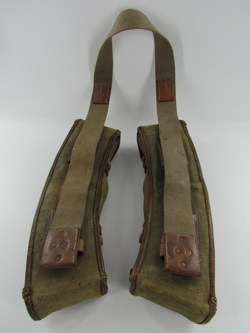 MG13 Magazine Pouches With Content