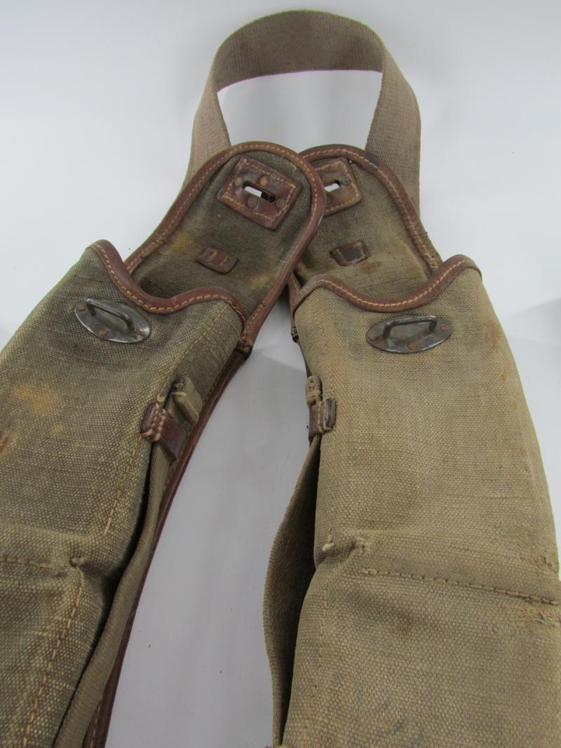 MG13 Magazine Pouches With Content