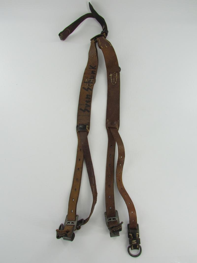 WH/SS Combat Y straps RB numbered With Tornister Both Named