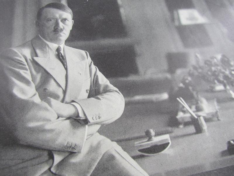 Photo Adolf Hitler Sitting on the Edge of his Desk 1933