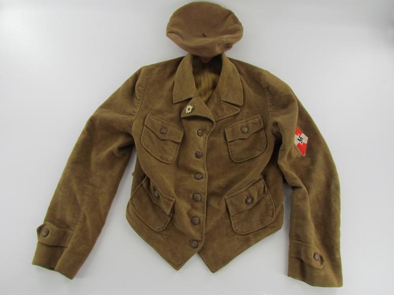 Bund Deutscher Mädel Kletterjacke ( Females tunic ) With Cap