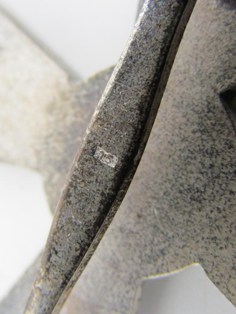 Kriegsverdienstkreuz/War Merit Cross 1 Class '15' Without Swords In Its Box With Miniature Version