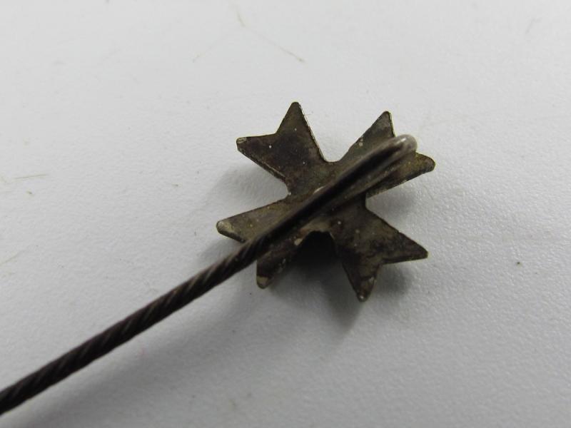 Kriegsverdienstkreuz/War Merit Cross 1 Class '15' Without Swords In Its Box With Miniature Version