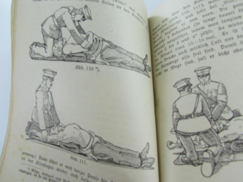 DRK Reichswehr/Wehrmacht Medical Training Book