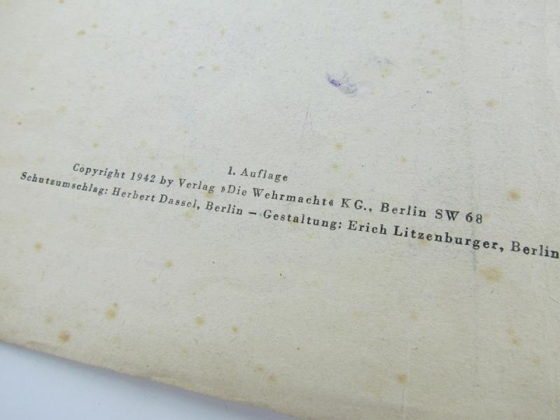 Luftwaffe Book Fliegend Front