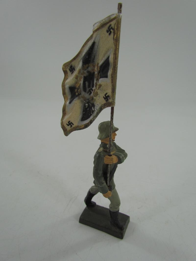 Lineol German Flag Bearer With Hausser Flag
