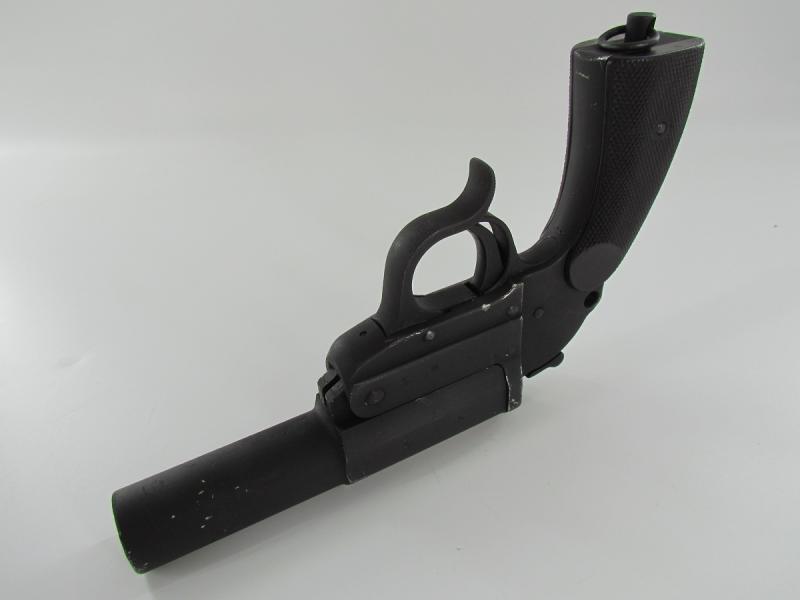 LP34 Aluminum flare gun marked AC40