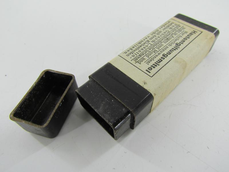 Bakelite 'Hautentgiftungsmittel' Box