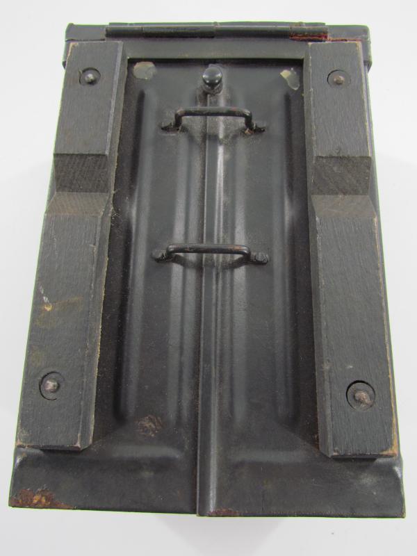 Wehrmacht TRB NC 28 Feld Fu Battery Box