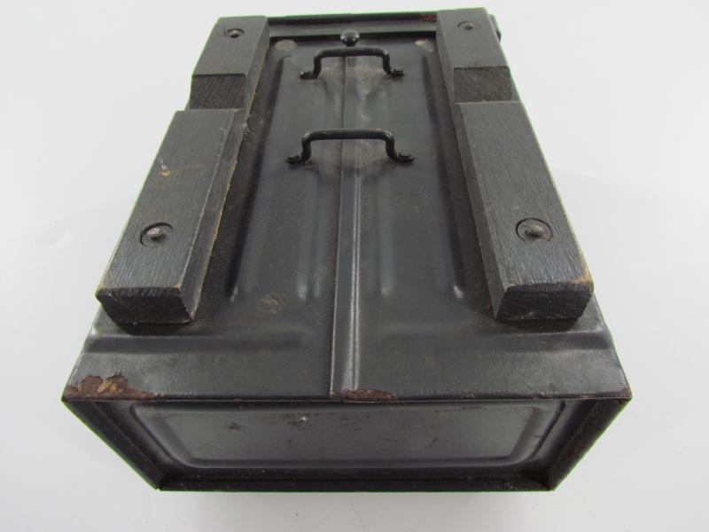 Wehrmacht TRB NC 28 Feld Fu Battery Box