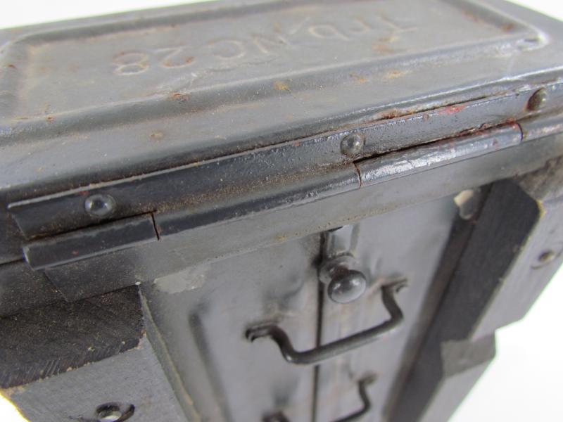 Wehrmacht TRB NC 28 Feld Fu Battery Box