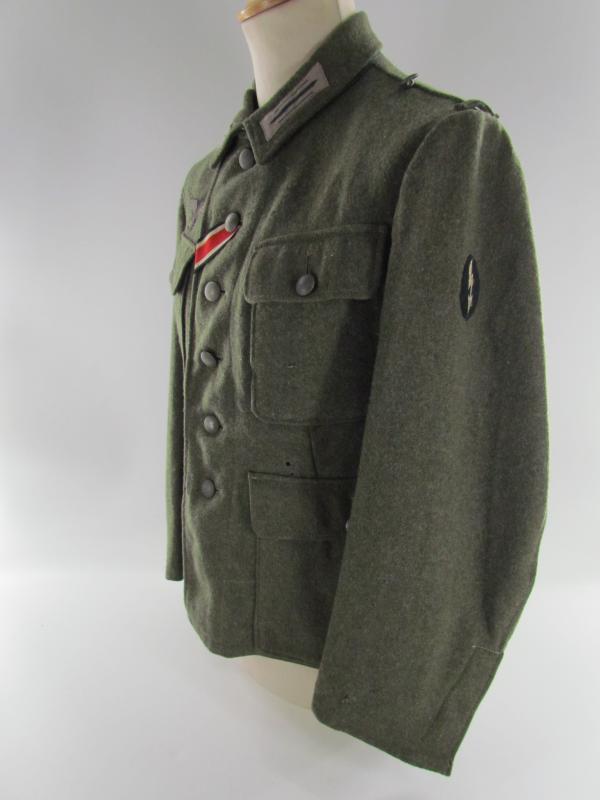 Wehrmacht Heer M43 field tunic With Original Applied Insignia