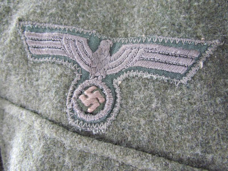 Wehrmacht Heer M43 field tunic With Original Applied Insignia