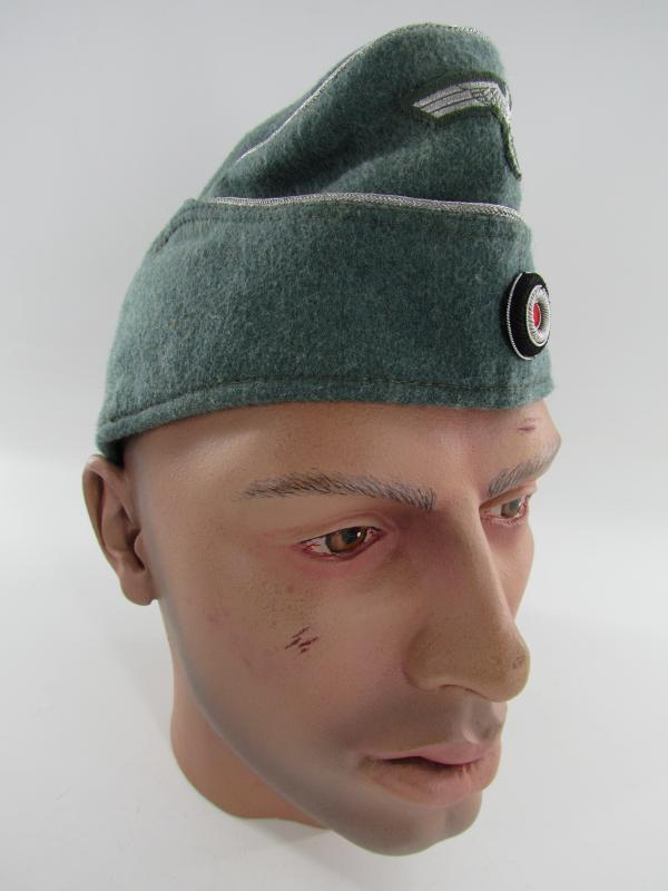 WH (Heer) Infantry Officer's Overseas Cap....Mint Condition