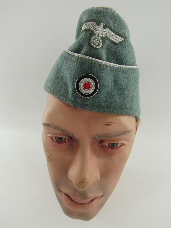 WH (Heer) Infantry Officer's Overseas Cap....Mint Condition