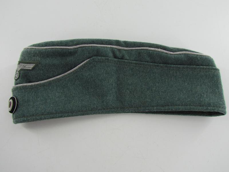 WH (Heer) Infantry Officer's Overseas Cap....Mint Condition