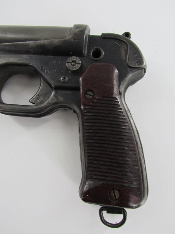 LP42 Flare gun steel maker marked