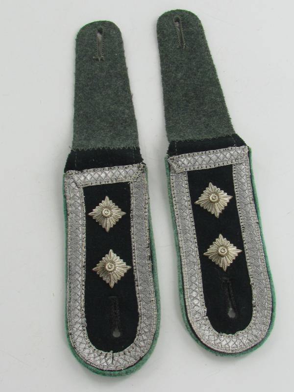Wehrmacht M36 Gebirgsjäger Shoulder Boards for ‘OberFeldwebel’
