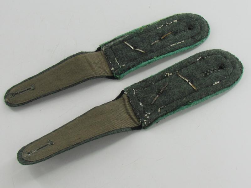 Wehrmacht M36 Gebirgsjäger Shoulder Boards for ‘OberFeldwebel’