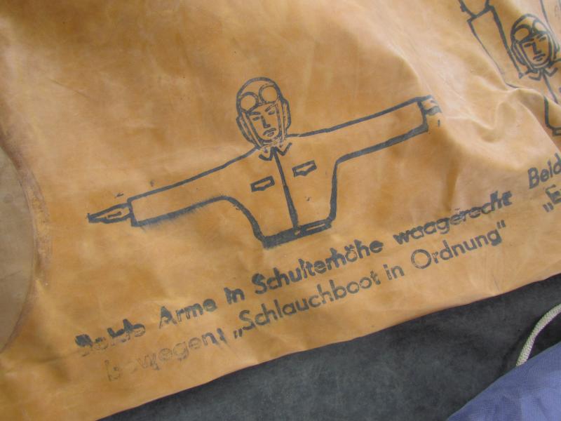 Luftwaffe Einmannschlauchboot ( Lifeboat )