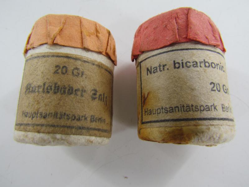 2x German Small Medical Cardboard Pot