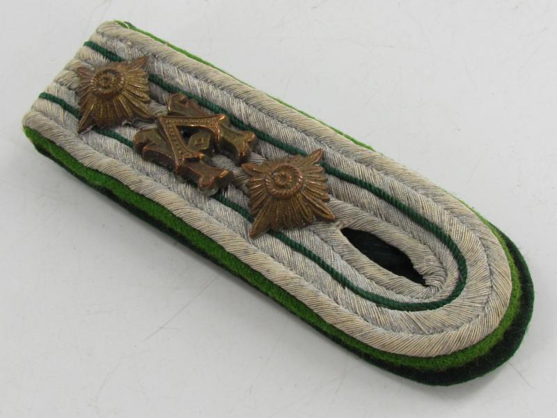 Heeres Verwaltung Shoulder Board