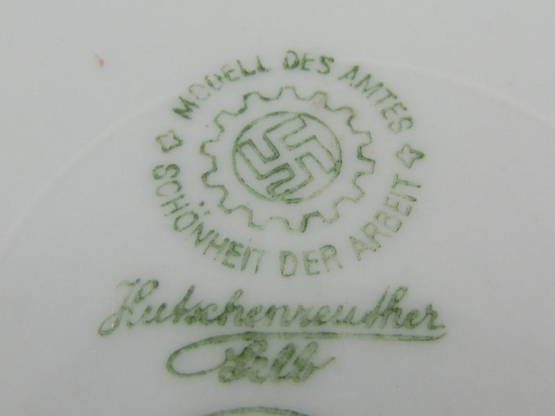 Porcelain DAF small plate