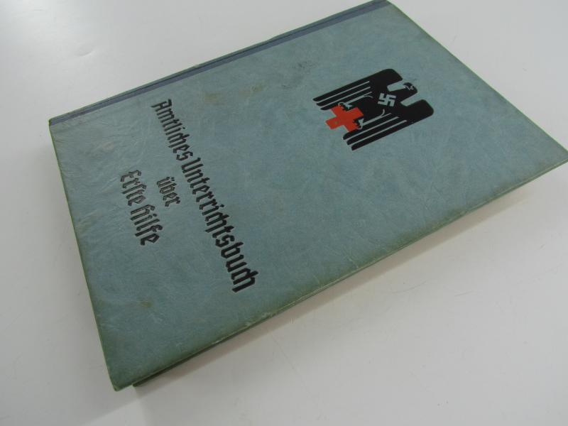DRK 'Amtliches Unterrichtsbuch über Erste Hilfe'