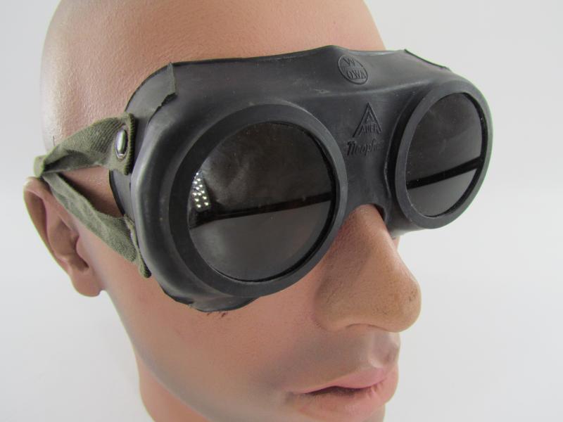 WH 'Auer Neophan' ( U boat ) Goggles in Pouch