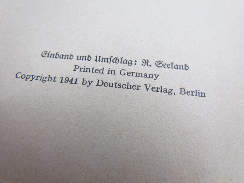 Book : So Kämpfen Panzer.....1941