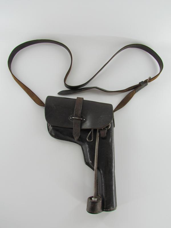 Pre-War Flare Gun Pouch for Shortened Hebel with Cleaning Rod