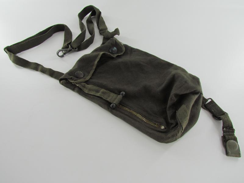 Luftwaffe Late War Fallschirmjäger Gasmask Bag