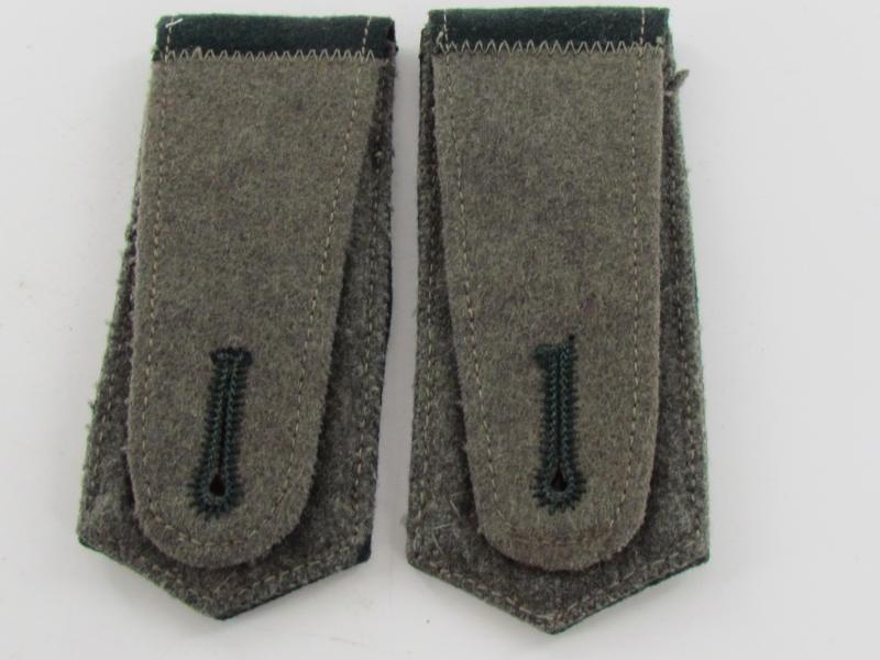 Wehrmacht Gebirgsjäger Regiment 99 M34 NCO Shoulder Boards