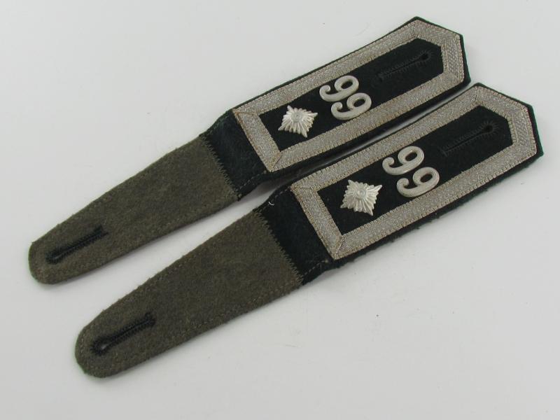 Wehrmacht Gebirgsjäger Regiment 99 M34 NCO Shoulder Boards