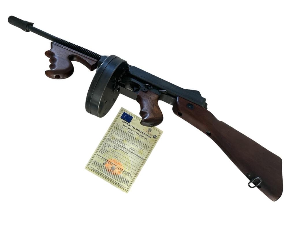 Thompson 1928 A1 Sub Machine Gun with Drum Magazine