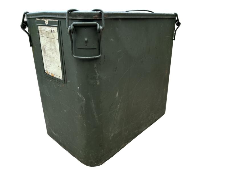 Fallschirmjäger RZ20 Parachute Container