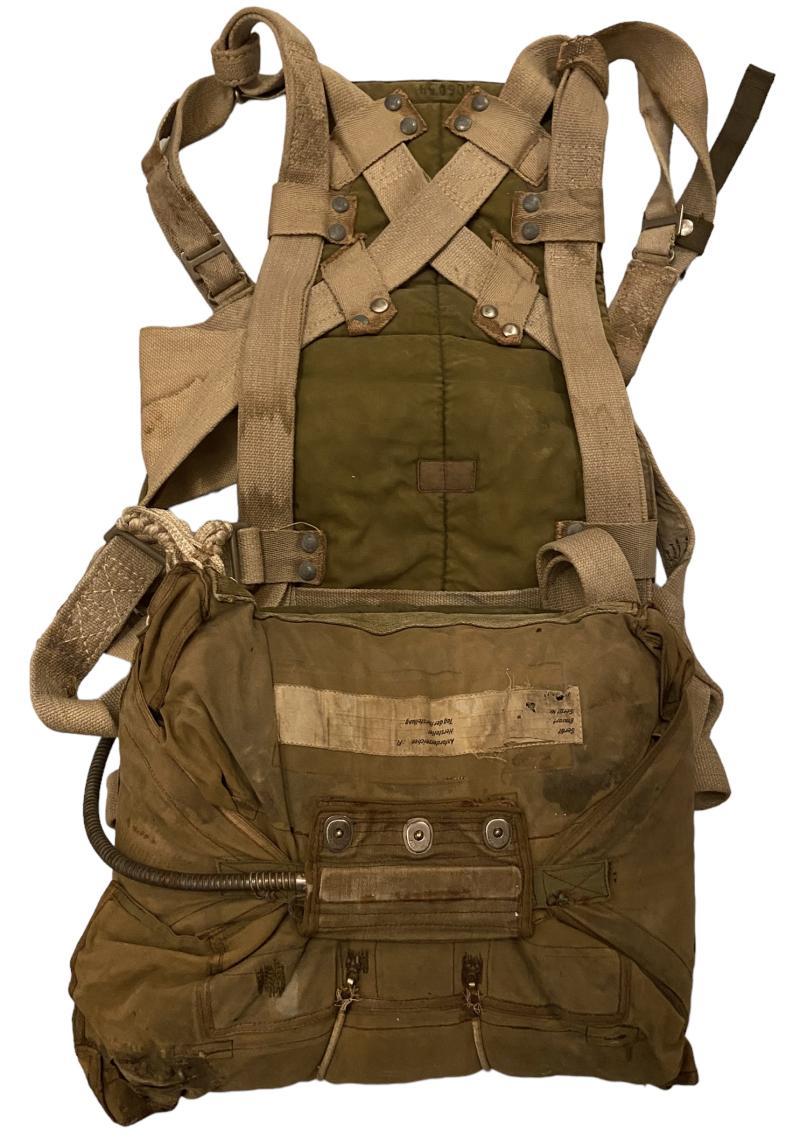 German LW Seat Type Parachute