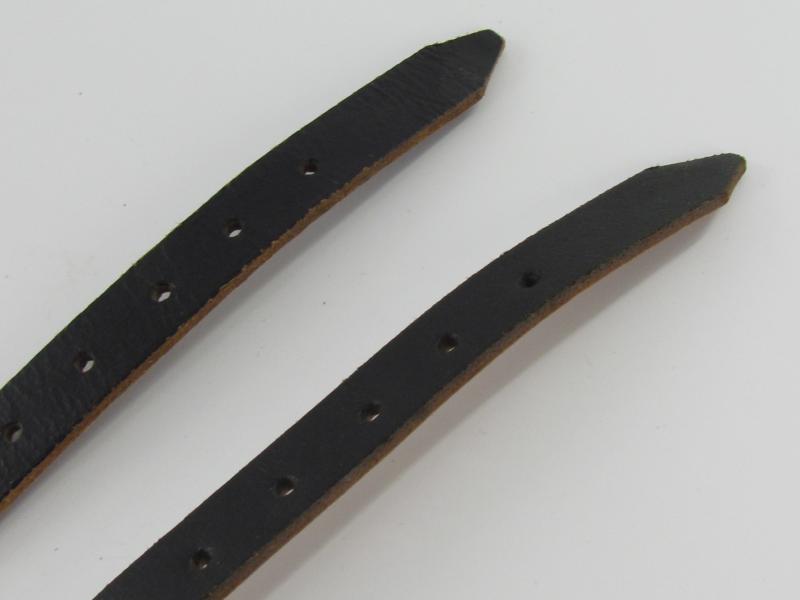 2x Matching Wehrmacht Equipment Straps RB numbered