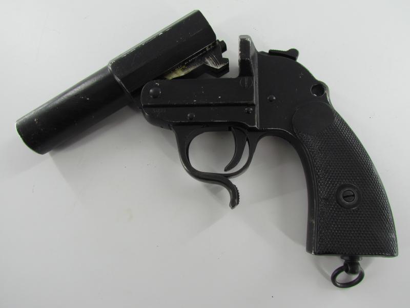 LP34 Aluminum flare gun marked AC40