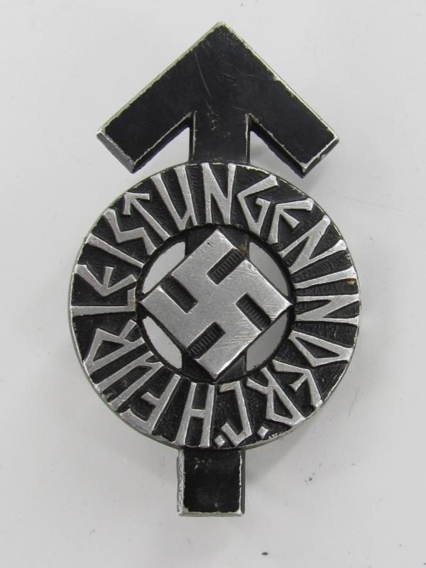 Hitlerjugend (HJ) Leistungsabzeichen in Black M1/36