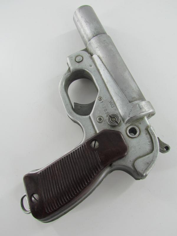 LP42 Flare gun steel maker marked Wa