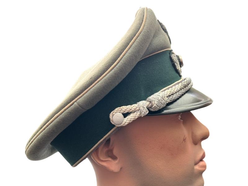 Wehrmacht Infantry Officer's Visor Cap