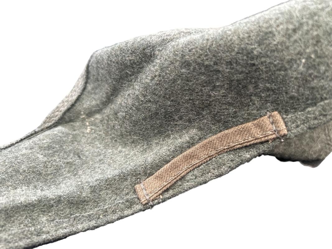 M43 Army (Heer) EM/NCO Field Cap ‘Einheitsfeldmütze’ with RBNr.